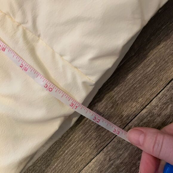 Cole Haan NWT Puffer Coat. Size: XL. Gold tone zippers and buttons. Belted - Picture 7 of 11